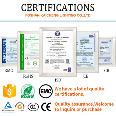 KCD 100W Remote Control Solar Streetlight with 6500K High Lumens LED for Road and Highway Lighting